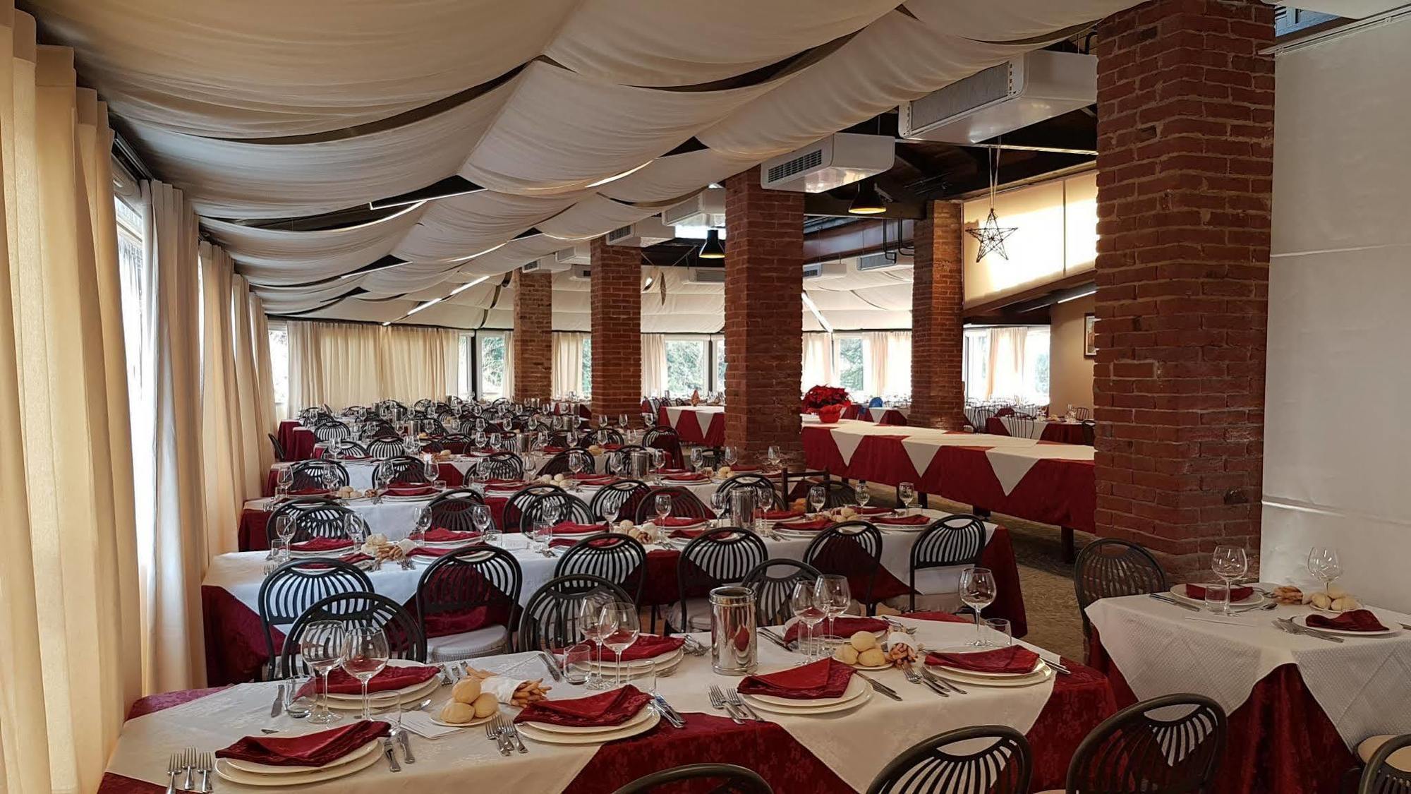 La Regibussa - Hotel Ristorante Асти Екстериор снимка